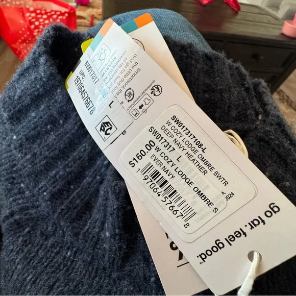 Smartwool Sweater NWT - Picture 9 of 9